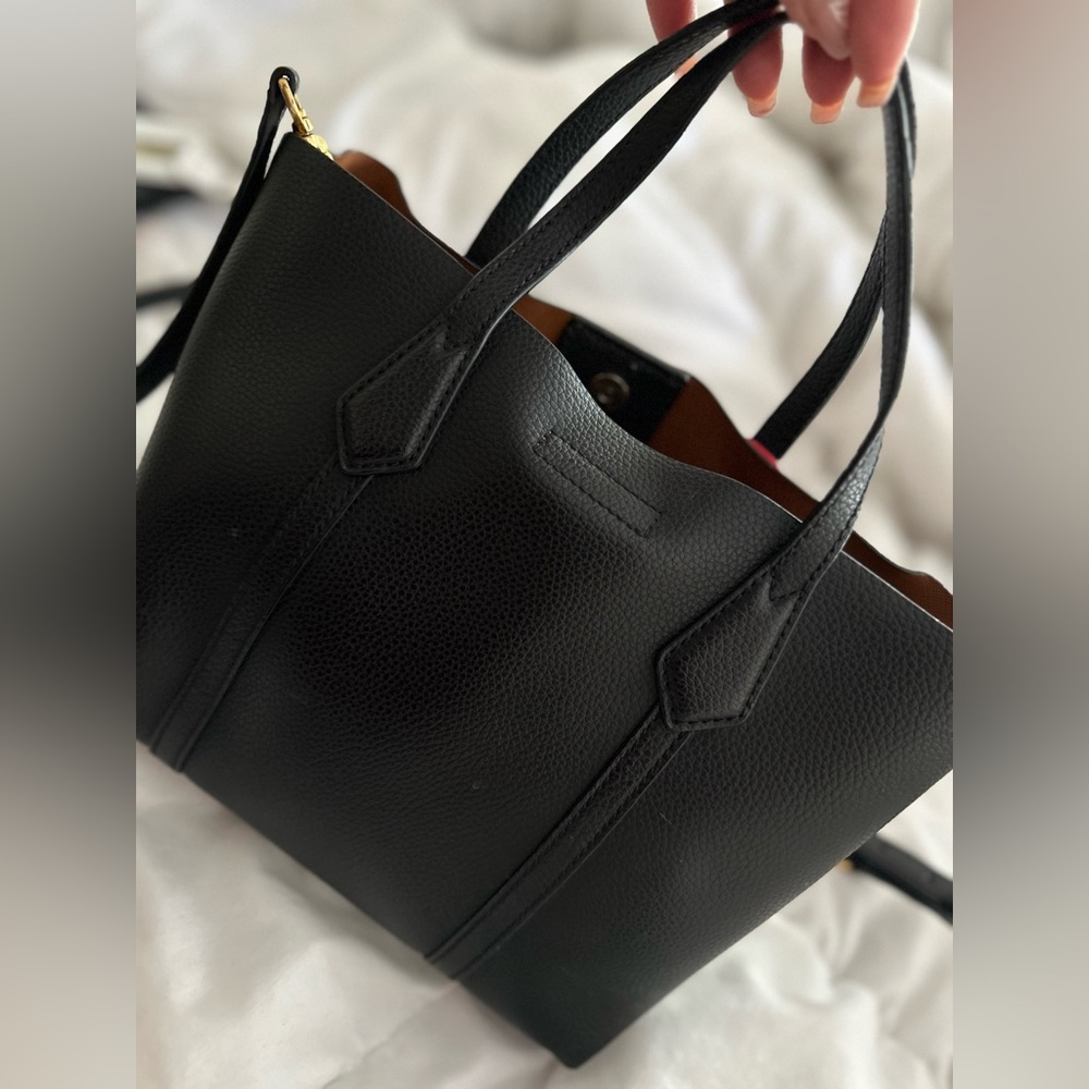 Tory Burch purse with matching wallet - Picture 4 of 5